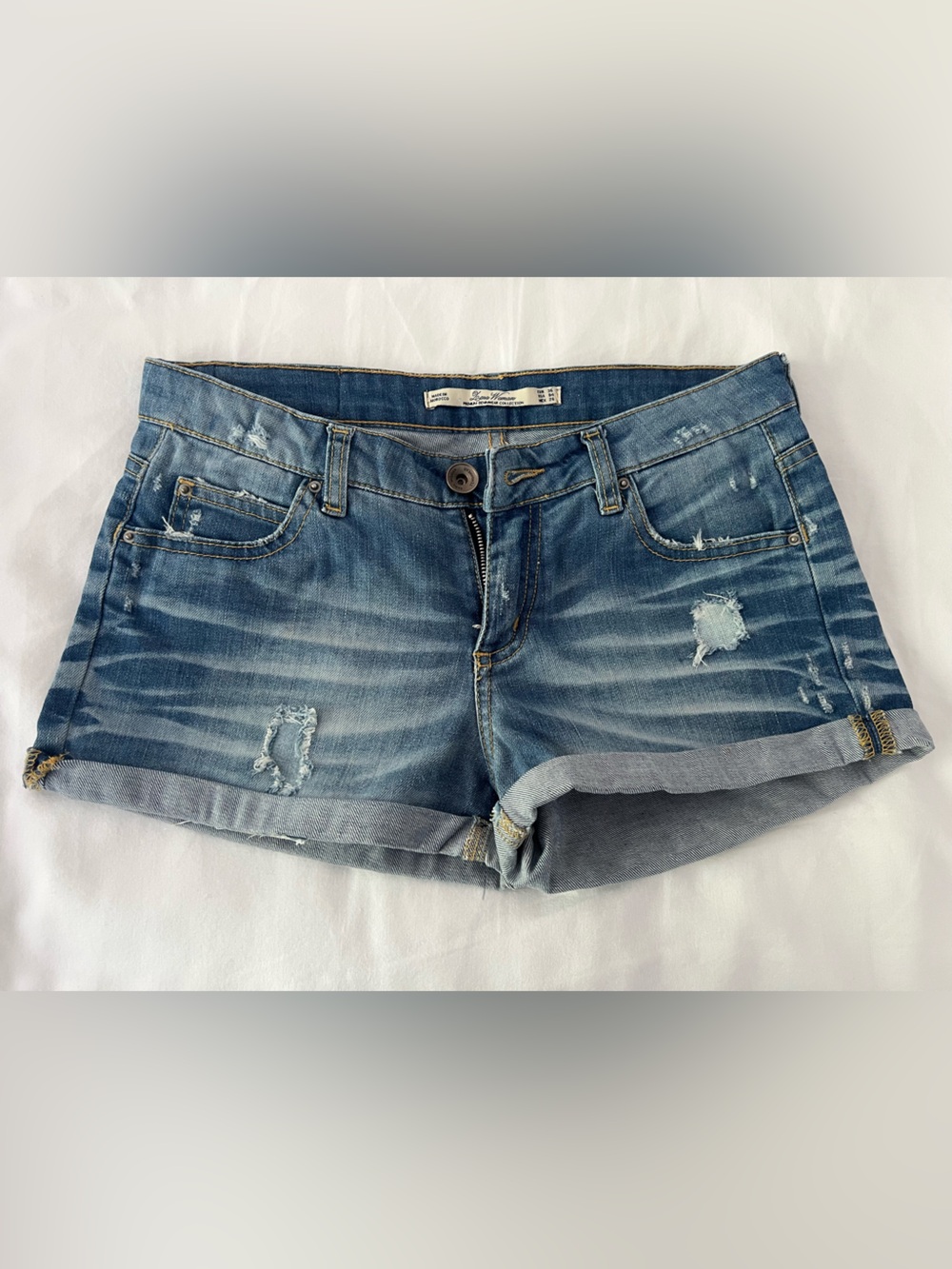 Like New - ZARA Woman Denim Shorts